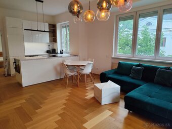 Staré mesto - Továrenská 18, 74 m2 na prenájom - 2