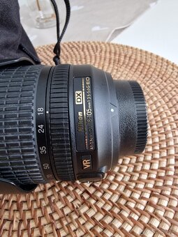 Nikon 18-105mm AF-S f/3.5-5.6G DX ED VR - 2