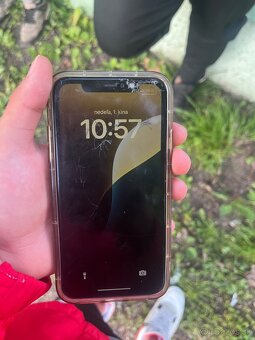iPhone 11 - 2