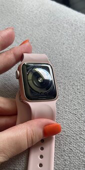 Apple Watch Series 4-40mm rose gold plne funkčné - 2