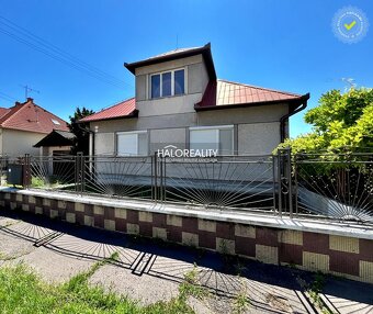 HALO reality - Predaj, rodinný dom Levice, s veľkou murovano - 2