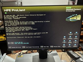 #56 - HP DL360 G9/2x E5 2640v3/256GB DDR4 RAM - 2
