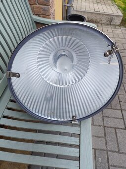 Priemyselna lampa - 2