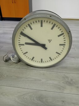Predám retro obojstranné hodiny - 2