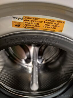 Automatická práčka Whirlpool 6 kg prádla - 2