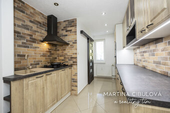 Na predaj je 3 izbový byt po kompletnej rekonštrukcii-Fončor - 2