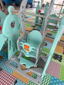 Detská šmykľavka s hojdačkou - 2