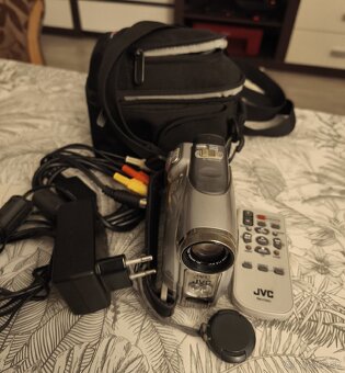 Kamera na mini kazety+ SD karta - 2