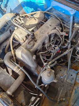 Motor Mercedes 220D  Typ W115 - 2