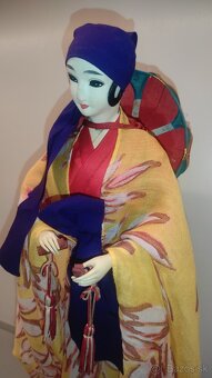 Japonská bábika s klobúkom - 2