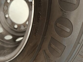 Predám pneumatiky Goodyear 225/75 R16C - 2