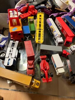 Predám zberateľské kamióny a autíčka - 2