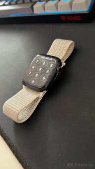 Apple Watch Series 8, 45mm - Cellular + GPS - Midnight - 2