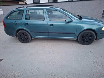Škoda Octavia - 2