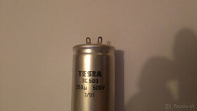 Tesla TC509 elektrolytický kondenzátor 250uF/500V - 2