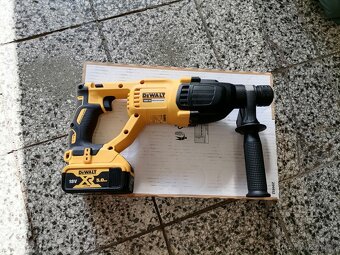 AKU KLADIVO 18V DEWALT DCH 133N---130€ - 2