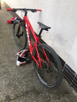 Trek Marlin 6 - 2