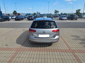 Volkswagen Passat Variant 2.0 TDI BMT Comfortline DSG - 2