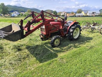 Yanmar 2310 4x4 s čelným nakladačom - 2