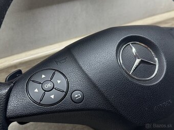 Predam volant Mercedes - 2