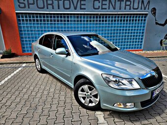 Škoda Octavia 1.6 TDi Elegance 8/2012 - 2