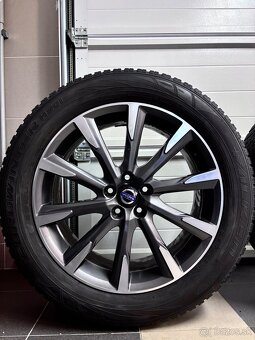 Volvo XC60 R19 orig. Zimne - 2