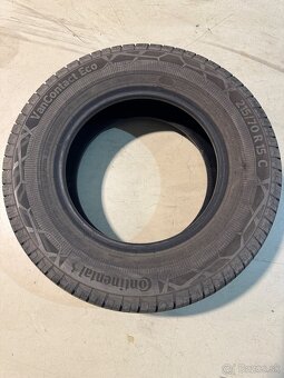 215/70R15 C - 2