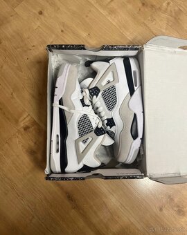 Jordan 4 retro biele - 2