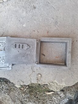 Starozitne Dvierka - 2