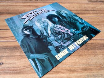 Lp SINNER - Comin Out Fighting / EX - 2