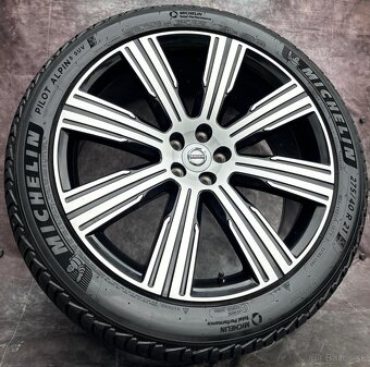 Zimní originál top sada Volvo XC90 275/40R21 - 2