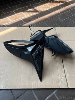 Predám spätne zrkadla MB w204 c220cdi. - 2