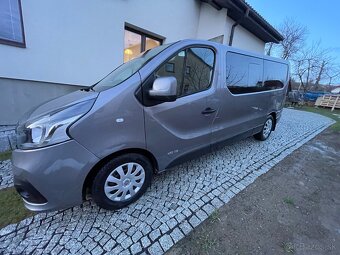 Renault Trafic Passenger - 2
