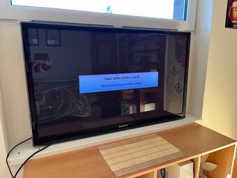 Predam televizor Samsung - 2