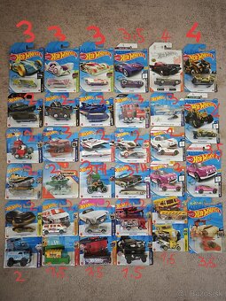 Hotwheels real unreal mix - 2