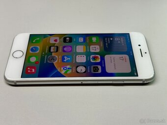 Predám Apple iPhone 8 64GB Silver - 2