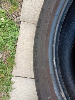 Predám 1 letná pneumatika 235/50r19-99v - 2