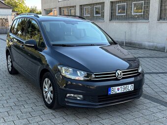 Volkswagen Touran - 2