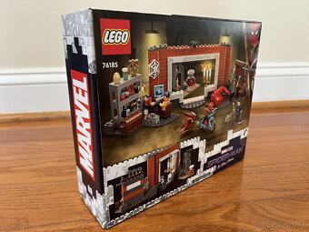 LEGO Spider-Man 76185 Spider-Man v dílně Sanctum - 2