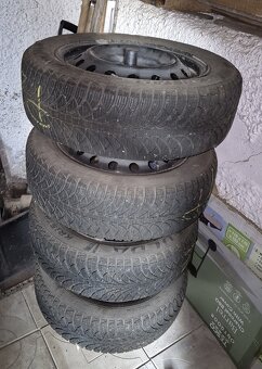 Toyota Yaris Kolesa Disky 185/60 R15 - 2