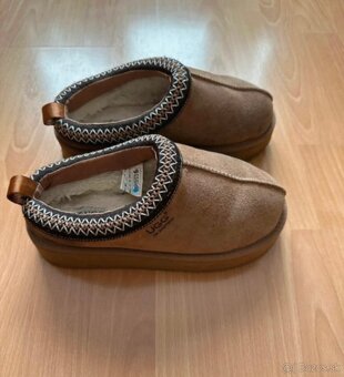 ugg topanky na platforme - 2
