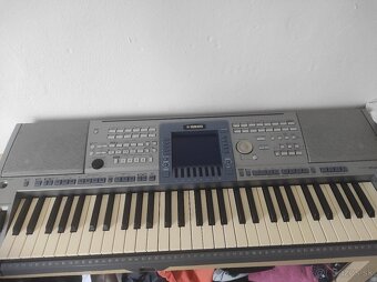 YAMAHA PSR 1500 - 2