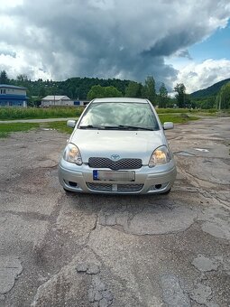 Toyota yaris - 2