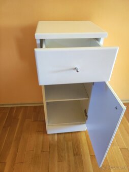skrinka do kupelne - 2