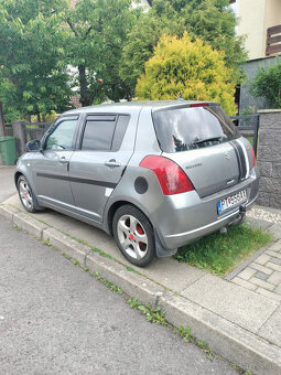 Suzuki Swift - 2