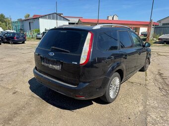 FORD FOCUS 2011 na náhradné diely ND - 2