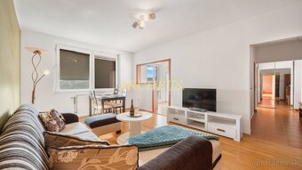 2,5 IZBOVÝ BYT PRI JAZERE, BRATISLAVA-RUŽINOV, KOMÁRNICKÁ - 2
