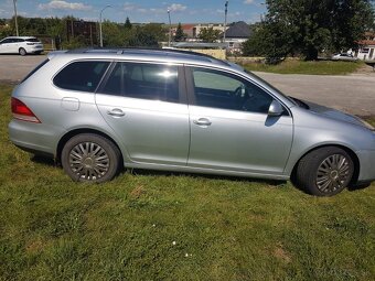 Volkswagen Golf 5 SV - 2