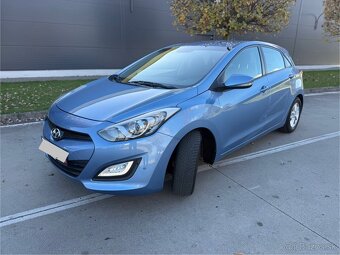 Hyundai i30 Hatchback 1.6 GDi Trikolor 6MT, Benzín 99 kW// - 2