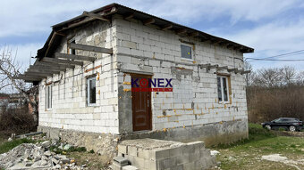 RODINNÝ DOM v obci POZDIŠOVCE – NA PREDAJ - 2